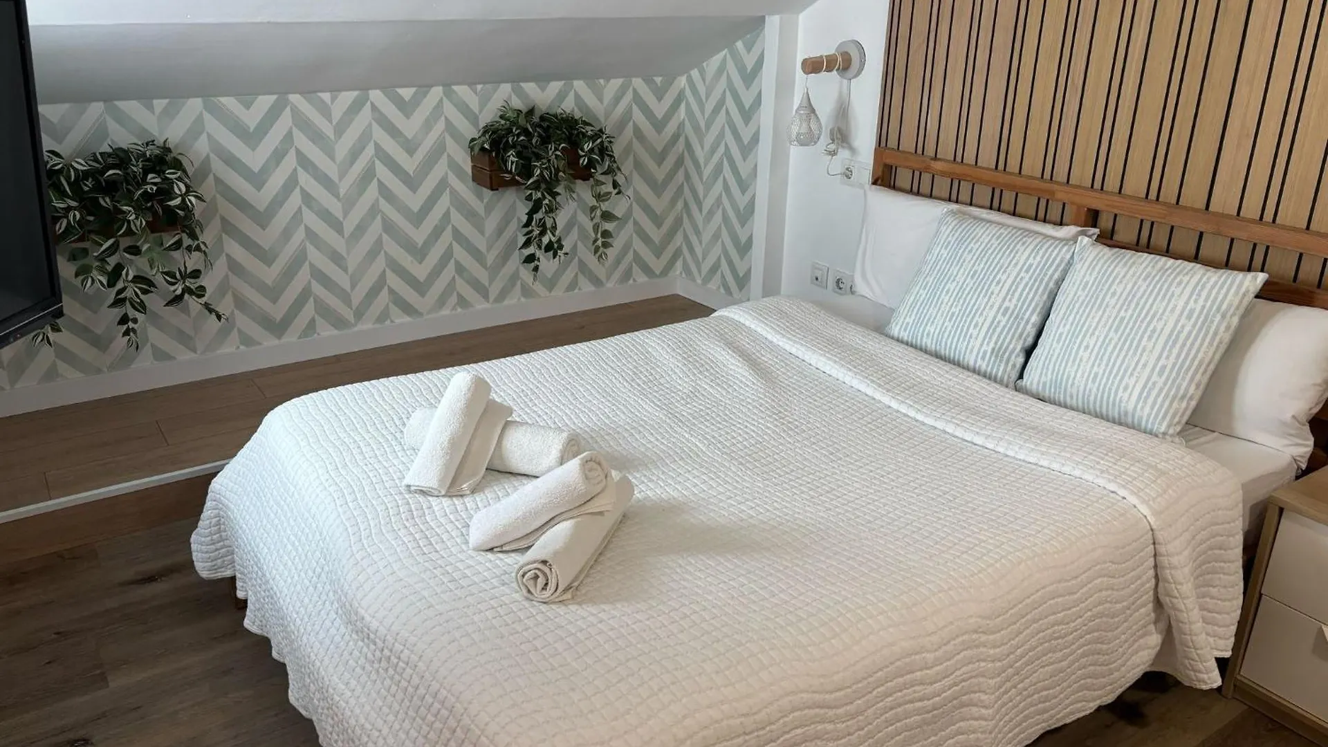 Wonderstays Apartamentos Maribel Málaga 0*,  Spanyolország