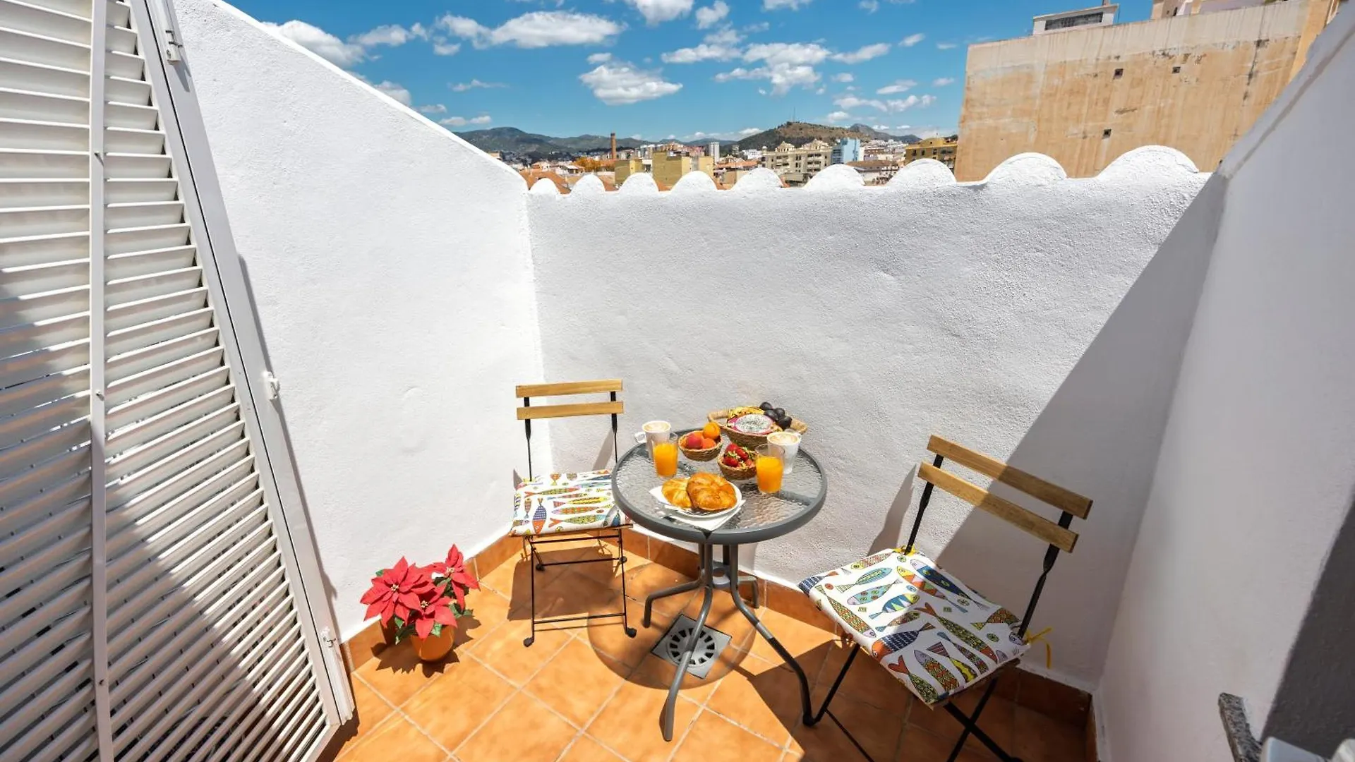 Apartamentos Maribel Málaga